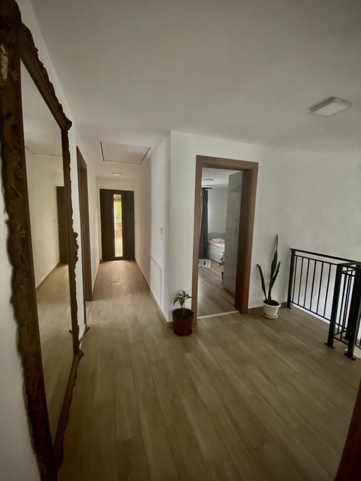 Hotel Casa Alex Curtea de Argeş Zewnętrze zdjęcie