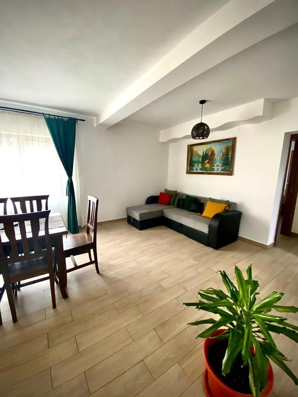Hotel Casa Alex Curtea de Argeş Zewnętrze zdjęcie