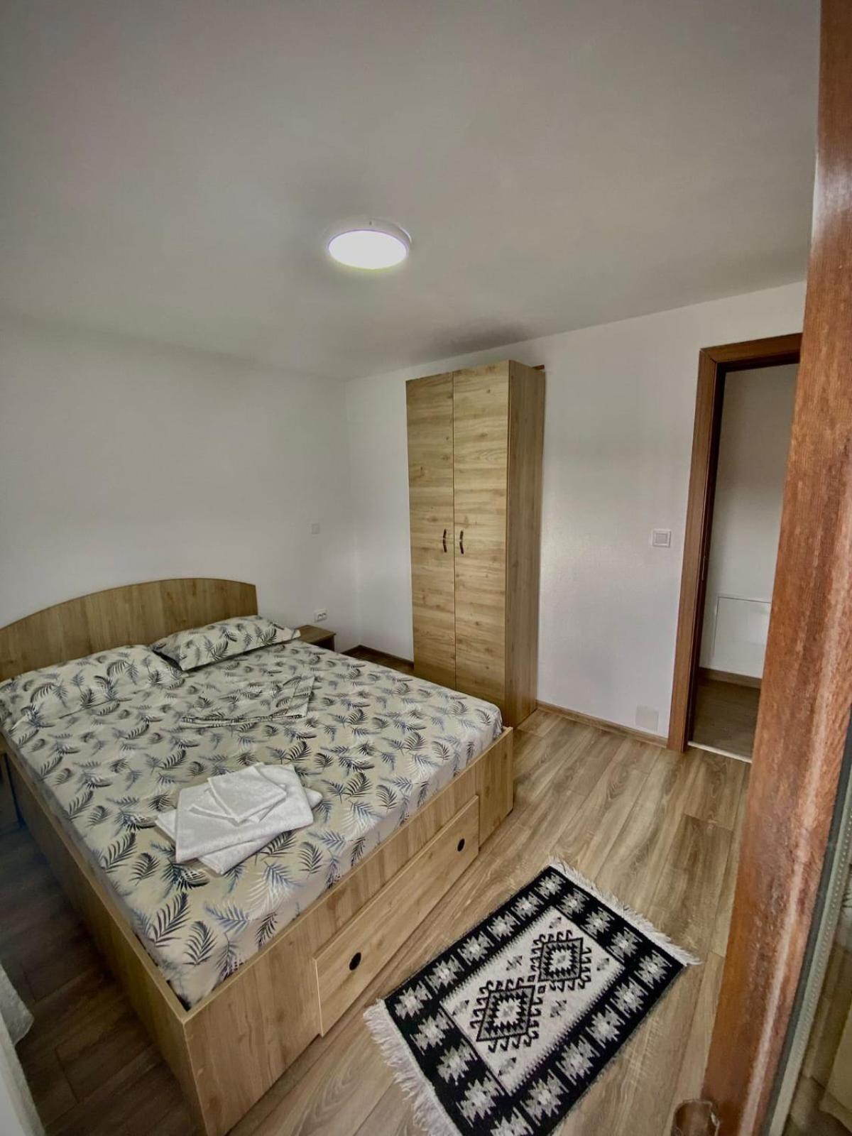Hotel Casa Alex Curtea de Argeş Zewnętrze zdjęcie
